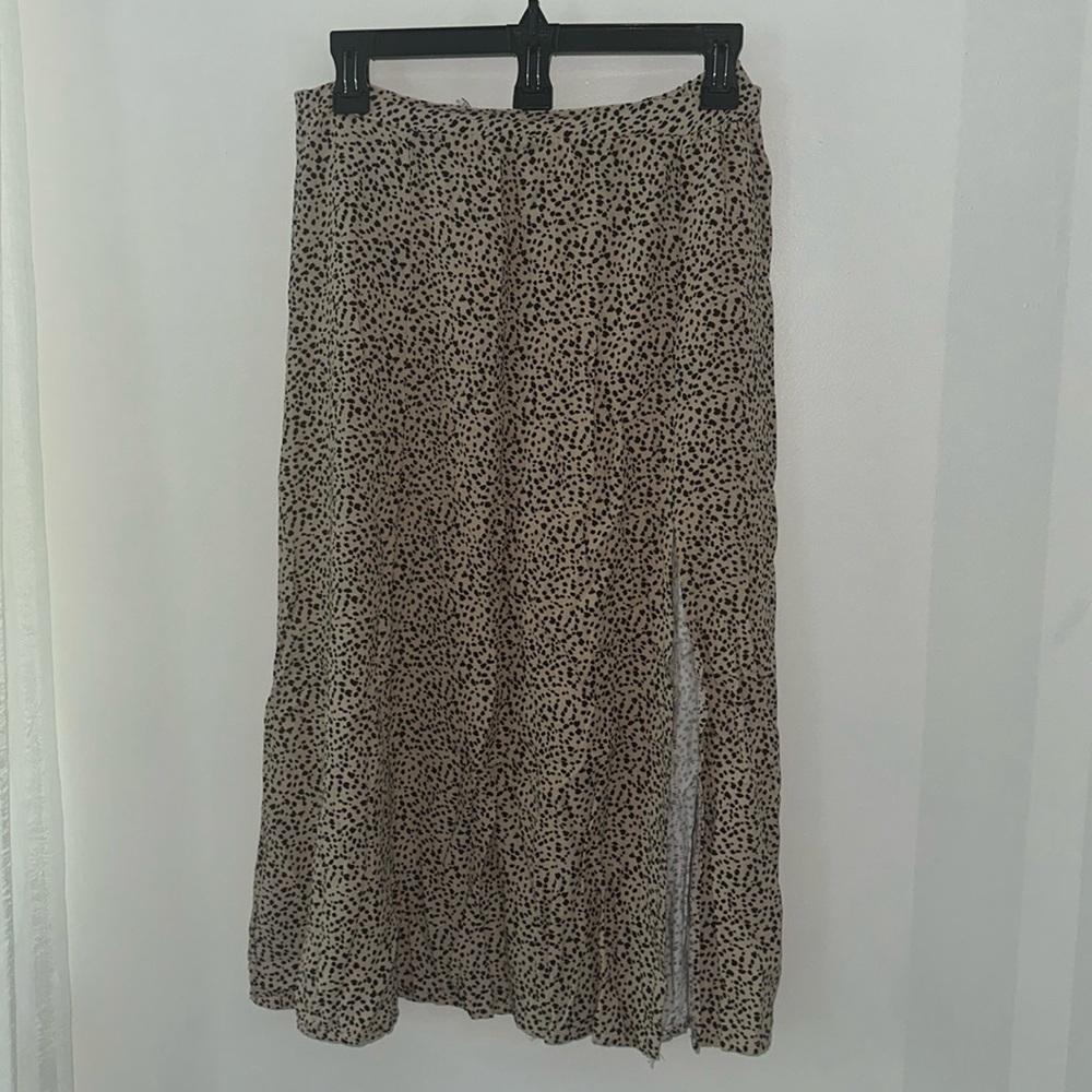 Cheetah print skirt. Slit in the front